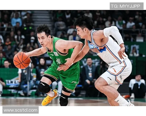 CBA激战辽宁队迎战新疆队双方全力争夺季后赛席位精彩对决不容错过